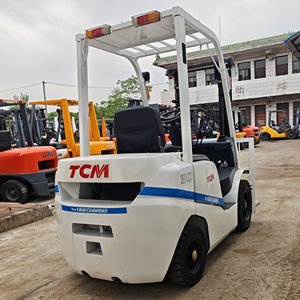 Montacargas Diésel TCM FD30 de 3 Toneladas con Desplazador Lateral Hidráulico, Neumáticos Sólidos, Altura de Elevación de 3m, Mástil de Dos Etapas Usado, 17km/h, Motor Isuzu - Product Image 6