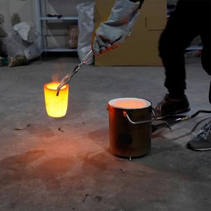 Crisol de Grafito de 2 kg para Fundición y Refinación de Metales como Carburo de Silicio, Oro, Plata, Cobre, Latón y Aluminio - Fabricado en China - Product Image 5