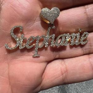 Liontin huruf Moissanite kustom perak 925 dengan jaminan hati Iced Out VVS berlian gaya Hip Hop hadiah ulang tahun sempurna untuk wanita - Product Image 5