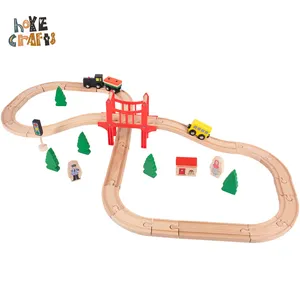 霍伊工艺品热卖木制火车套装组装木制铁路火车玩具木制轨道火车