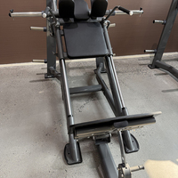 Appareil d'entraînement professionnel à glissière robuste pour la musculation des cuisses et des hanches en salle de sport