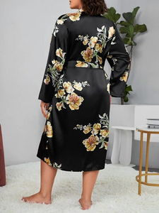 Robe de chambre personnalisée longue en soie <span class=keywords><strong>kimono</strong></span> 1 pièce imprimé floral épaules tombantes ceinture en satin robe <span class=keywords><strong>femme</strong></span> élégante - Product Image 4