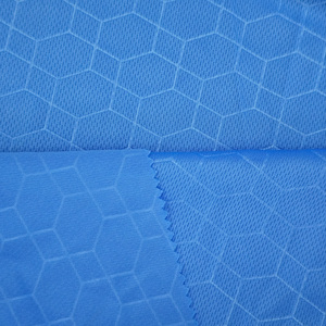 Mới tùy chỉnh thiết kế khô phù hợp Wicking 170 ~ 180gsm 100% <span class=keywords><strong>polyester</strong></span> bóng đá nổi chim mắt lưới vải cho thể thao - Product Image 4