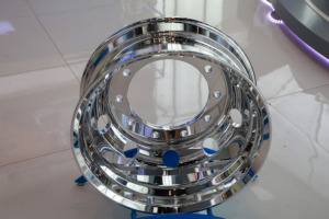 Les roues en aluminium forgées les plus populaires de 17.5 et 19.5 pouces Rueda pour les camions légers - Product Image 3