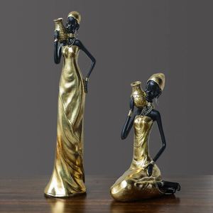Figurine de femme en résine, modèle d'art populaire vintage - Décoration pour la maison et le salon - Product Image 4