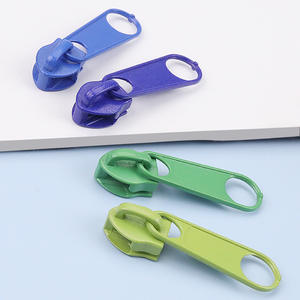 Vente en gros de tirettes et curseurs de fermeture éclair en alliage de zinc, curseurs de fermeture éclair métalliques multicolores pour sacs, vêtements, valises, OEM acceptable - Product Image 5
