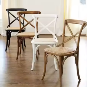 Meubles d'extérieur commerciaux de qualité supérieure, chaise de banquet de <span class=keywords><strong>mariage</strong></span> empilable en bois, chaise de restaurant en bois à dossier croisé - Product Image 2