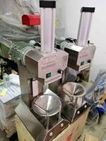 Nieuwste Ontwerp Volautomatische Kokosnoot Peeling En Trimmen Machine Groene Kokosnoot Dunschiller