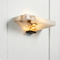 Lampe murale LED en albâtre de luxe italienne, créant une ambiance de couloir/allée dans le salon, la chambre et l'escalier.