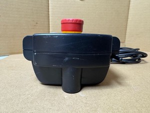 IAI CON-PTA-C-ENG ชุดควบคุมหุ่นยนต์แบบพกพาที่ใช้แล้ว - Product Image 6
