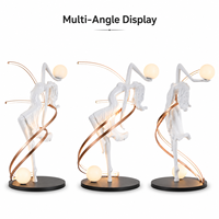 Lampe sur pied personnalisée en fibre de verre, sculpture abstraite de femme, OEM, figurine féminine moderne pour la décoration intérieure de hall d'hôtel de luxe