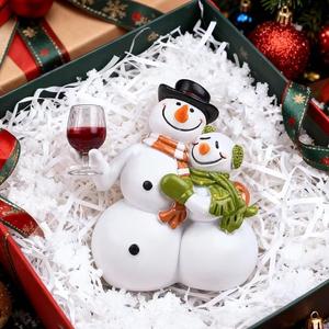 Coupelle de Noël en résine de haute qualité, amusante et romantique, avec un couple de bonhommes de neige tenant un verre de vin rouge, cadeau de bureau chaleureux pour père et <span class=keywords><strong>fils</strong></span> - Product Image 1