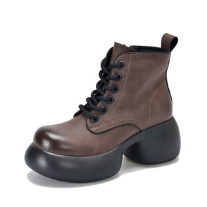 2023 orteil en cuir véritable pour femmes pour bottes Martin Style rétro poli avec plate-forme à tube bas nouvelle tendance occidentale pour l'automne - Product Image 3