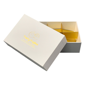 صندوق كوكيز صلب مخصص بغطاء وقاعدة مع فاصل وشعار مطبوع بالذهب، صندوق كوكيز صلب مخصص بالجملة - Product Image 2