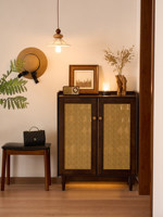 Meuble à chaussures en bois massif de style médiéval, armoire de rangement murale intégrée pour entrée de maison, nouveau modèle 2026, rangement pour entrée
