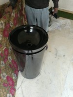Wastafel Hitam untuk Hunian dan Komersial, Model Berdiri Bebas, Desain Serbaguna untuk Kamar Mandi, Dapat Dipasang di Dinding