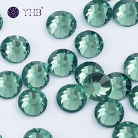 Strass thermocollants en verre à 12 facettes, de haute qualité, écologiques, résistants aux taches, à dos plat, pour l'assemblage de pendentifs et la décoration de casquettes décontractées
