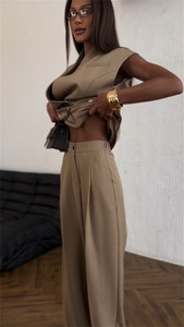 All'ingrosso 2025 Chic set di <span class=keywords><strong>pantaloni</strong></span> estivi senza maniche doppio petto <span class=keywords><strong>donna</strong></span> <span class=keywords><strong>pantaloni</strong></span> larghi <span class=keywords><strong>donna</strong></span> ufficio signora abiti <span class=keywords><strong>eleganti</strong></span> da <span class=keywords><strong>donna</strong></span> - Product Image 3