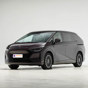 Vehículos de Nueva Energía Xpeng X9, Vehículo Comercial de Gran Espacio en Venta a Bajo Precio - Product Image 2