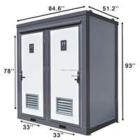 Unité de toilettes mobiles préfabriquées modernes à double cabine, écologiques, durables et portables pour événements extérieurs, chantiers de construction, parcs et espaces publics