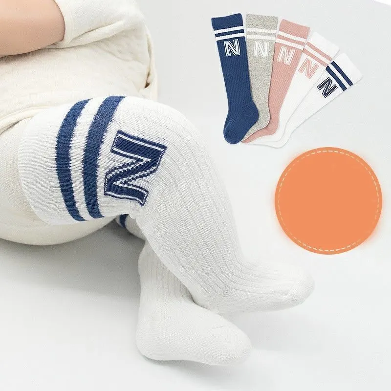 Großhandel spanische gestrickte Mädchen-Babysocken mit Schleife Kleinkind Kleinkinder Kinder Baumwolle Knie hohe Socken