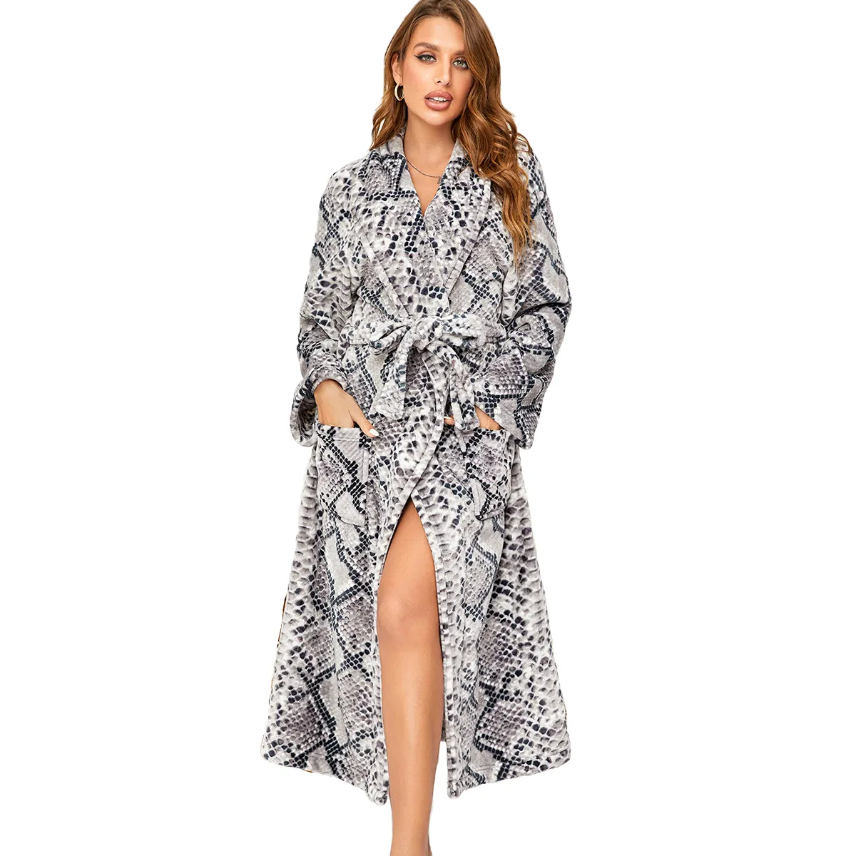 卸売セクシーなヒョウ柄厚手のウールニット快適なラウンジウェアパジャマ女性の冬のバスローブ
