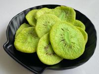 Keripik Kiwi Segar Goreng Vakum, Buah Hijau Manis Bernutrisi, Camilan Buah Kiwi dalam Kemasan