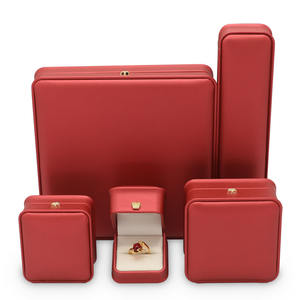 Multifuncional de alta calidad de terciopelo rojo dentro de la caja de joyería de cuero Pu caja de collar de lujo Taki - Product Image 2