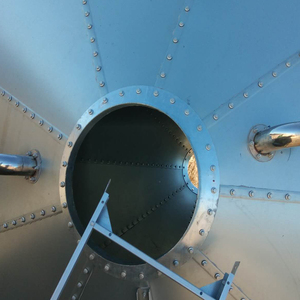 Durable Galvanized Feed Central Feeding Silo For 10000 Sows Pig <b>Farm</b> - Product Image 6