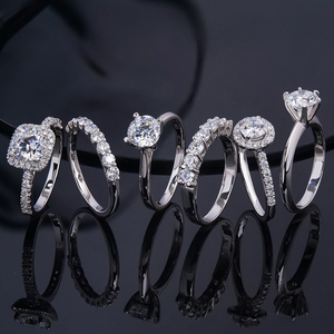 Vente en gros de bijoux fins pour femmes, ensemble de bagues de fiançailles en diamant de laboratoire HPHT véritable, taille brillant, plaqué or 18 carats sur argent sterling - Product Image 1