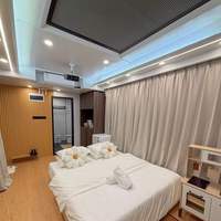Maison capsule spatiale en acier à double couche et grande capacité, maison préfabriquée modulaire en conteneur pour hôtel, camping, appartement, bureau, bâtiment
