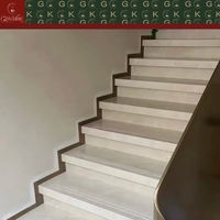 Escalier en marbre blanc Aran GOLDKING, pierre blanche pour villas, hôtels, maisons de luxe, projets commerciaux, fourniture de dalles découpées sur mesure