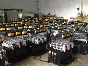 Comercial 12L * 2 máquina <span class=keywords><strong>de</strong></span> aguanieve Expendedora <span class=keywords><strong>de</strong></span> granizado congelado Slushie usado máquina <span class=keywords><strong>de</strong></span> aguanieve <span class=keywords><strong>de</strong></span> acero inoxidable <span class=keywords><strong>Granita</strong></span> Daiquiri máquina <span class=keywords><strong>de</strong></span> aguanieve - Product Image 5