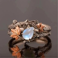 Bague feuille d'érable dorée antique pour femme rétro Vintage nouveau design de luxe haut de gamme alliage principal cadeau de jour commémoratif transfrontalier