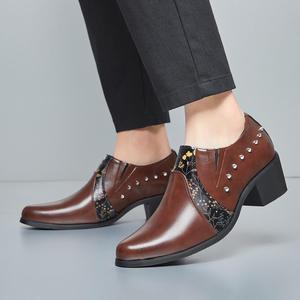 Chaussures habillées pour hommes à talon cubain et rivets, style rétro, à bout pointu, rehaussantes, pour affaires et occasions décontractées - Product Image 2