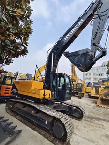 Excavatrice d'occasion Hyundai coréenne fiable de 22 tonnes 220LC-9S, moteur 125 kW, capacité de la benne de 1 m³, boîte de vitesses PLC, moteur – Meilleures ventes mondiales - Product Image 5