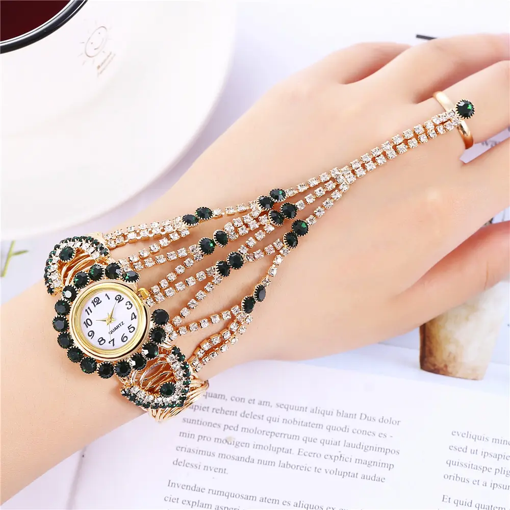 New style bracelet wrist watches Jewelry fashion personality trend luxury full diamond ladies wrist watch with Ring