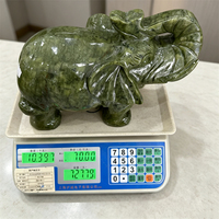 Statue d'éléphant sculptée en jade vert Xiuyan naturel, artisanat en pierre précieuse, sculpture animale, décoration intérieure Feng Shui, vente en gros