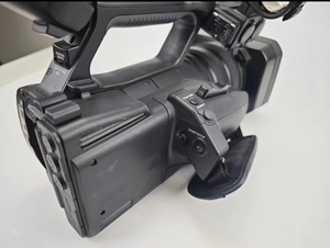 กล้องวิดีโอพกพา HXR-NX5R มือสองของแท้ พร้อมไฟ LED ในตัว กล้องวิดีโอ NX5R - Product Image 2
