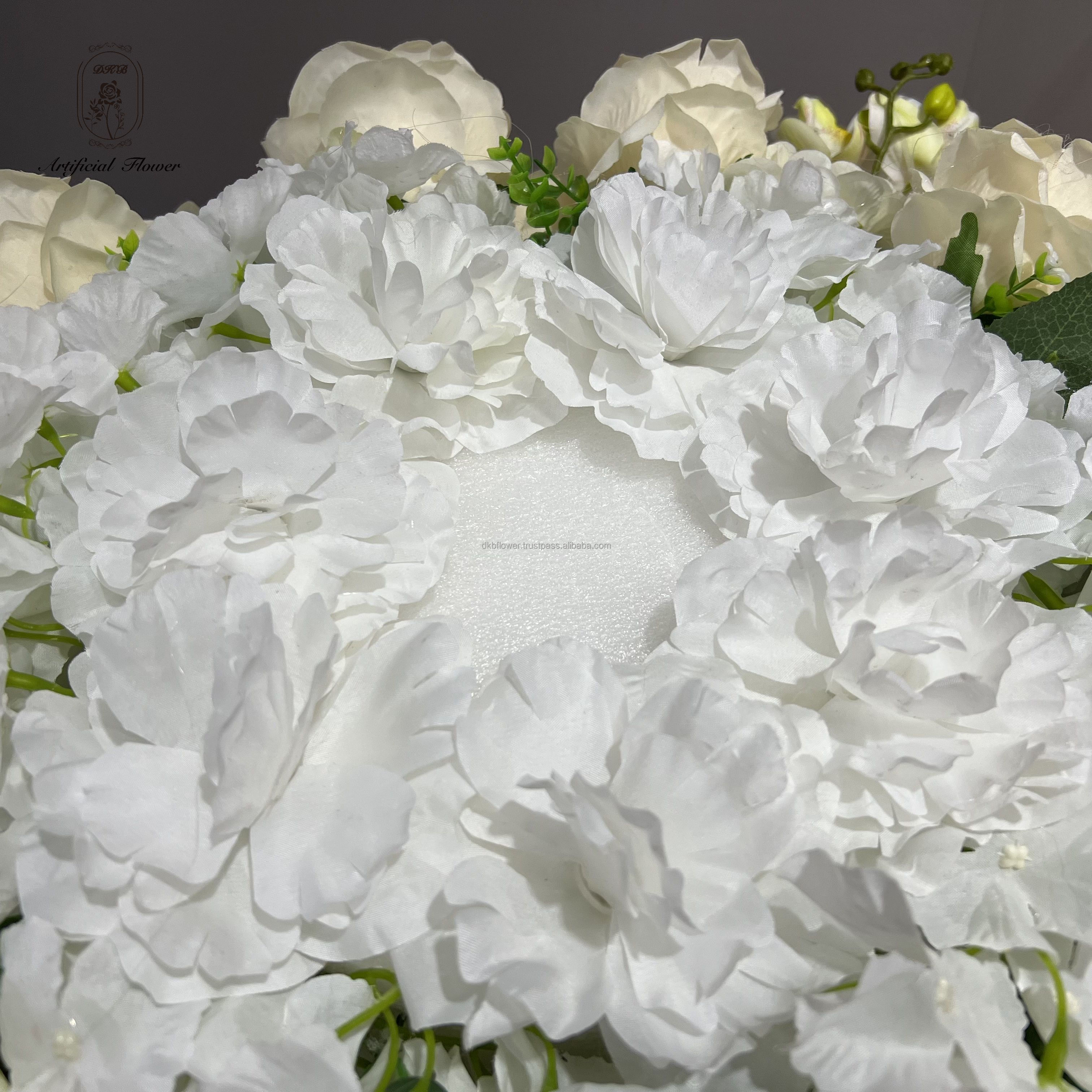 aesthetic center piece