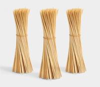 Brochettes de barbecue en bambou naturel de qualité alimentaire, pointues, biodégradables, portables, pour grillades au charbon de bois, fabriquées en Chine
