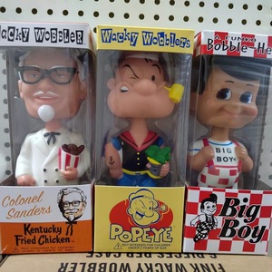 Nuevo Betty Poops Colonel Sanders Big Boy Mr. <span class=keywords><strong>Figuras</strong></span> <span class=keywords><strong>de</strong></span> juguete <span class=keywords><strong>de</strong></span> PVC estilo bobblehead <span class=keywords><strong>de</strong></span> Peanut's Vintage American para decoración del hogar y salpicadero - Product Image 3