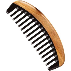 Peigne en corne écologique très demandé avec des matériaux organiques, surface lisse pour un démêlage doux des cheveux, prix d'usine en provenance d'Inde - Product Image 1