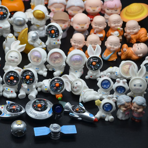 Niños juguete miniatura astronauta monje novias <span class=keywords><strong>novios</strong></span> muñeca Modelo figura conjunto viejo pareja terrario figuritas <span class=keywords><strong>pastel</strong></span> personalizado Topper - Product Image 5