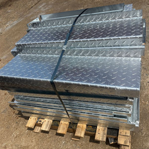 Battistrada in acciaio zincato a caldo-eccellente resistenza alle intemperie e alla ruggine per scale esterne - Product Image 6