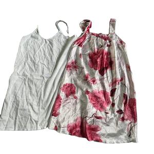 Ropa de dormir de noche Sexy de seda de segunda mano, balas de <span class=keywords><strong>pijama</strong></span> de <span class=keywords><strong>verano</strong></span> usadas, ropa de seda Ukay - Product Image 2