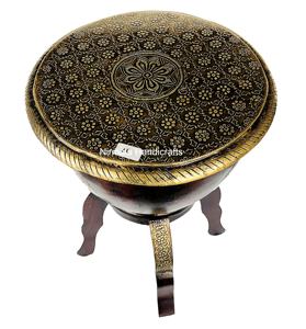 Tabouret en bois artisanal moderne de Nirmala Handicrafts, provenant du Rajasthan - Décoration pour la maison et le bureau - Product Image 3