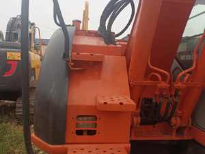 Pelle sur chenilles d'occasion de haute qualité Hitachi zx135us en vente - Product Image 5