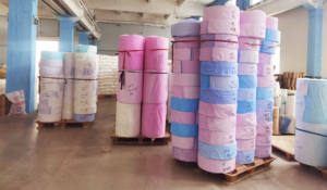 Matière première En Gros Non Tissé Feuille Arrière Laminé PE Film Feuille Arrière Feuille Laminée Pour Couches - Product Image 6