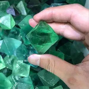 Commercio all'ingrosso Verde Naturale Ottaedro Fluorite di Pietra di Cristallo Polyhedra Tormalina